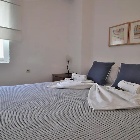 Zennova #16 Naftilos Family Summer House Holiday home *