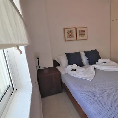 Hébergement de vacances Zennova #16 Naftilos Family Summer House *